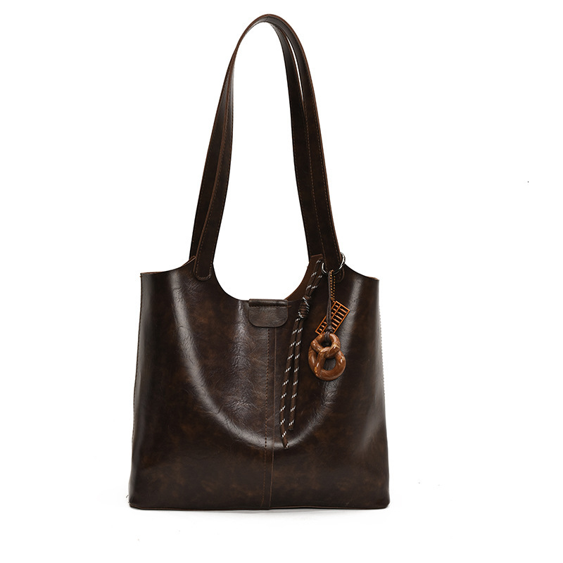 2025S Designer Women S Bag Commuter Tote For Women Winter New Single Shoulder Women S Large Capacity Handheld Bucket Bag