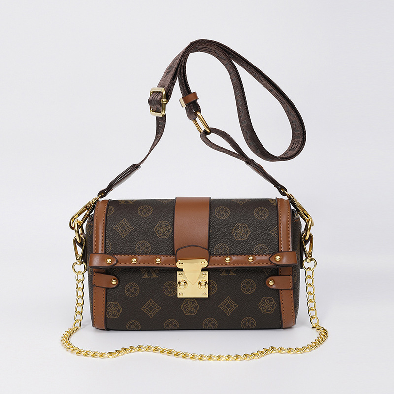 free shipping Women 2025 new vintage print chain small square bag with a single shoulder crossbody bag
