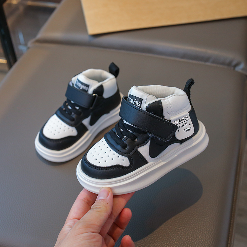 Kids Basketball Shoes for Children High Top Trainers Boys and Girls Sport Running Sneakers Umshop Enfant Toddler Baby Outdoor Shoes Sizes 21 - 30 U012