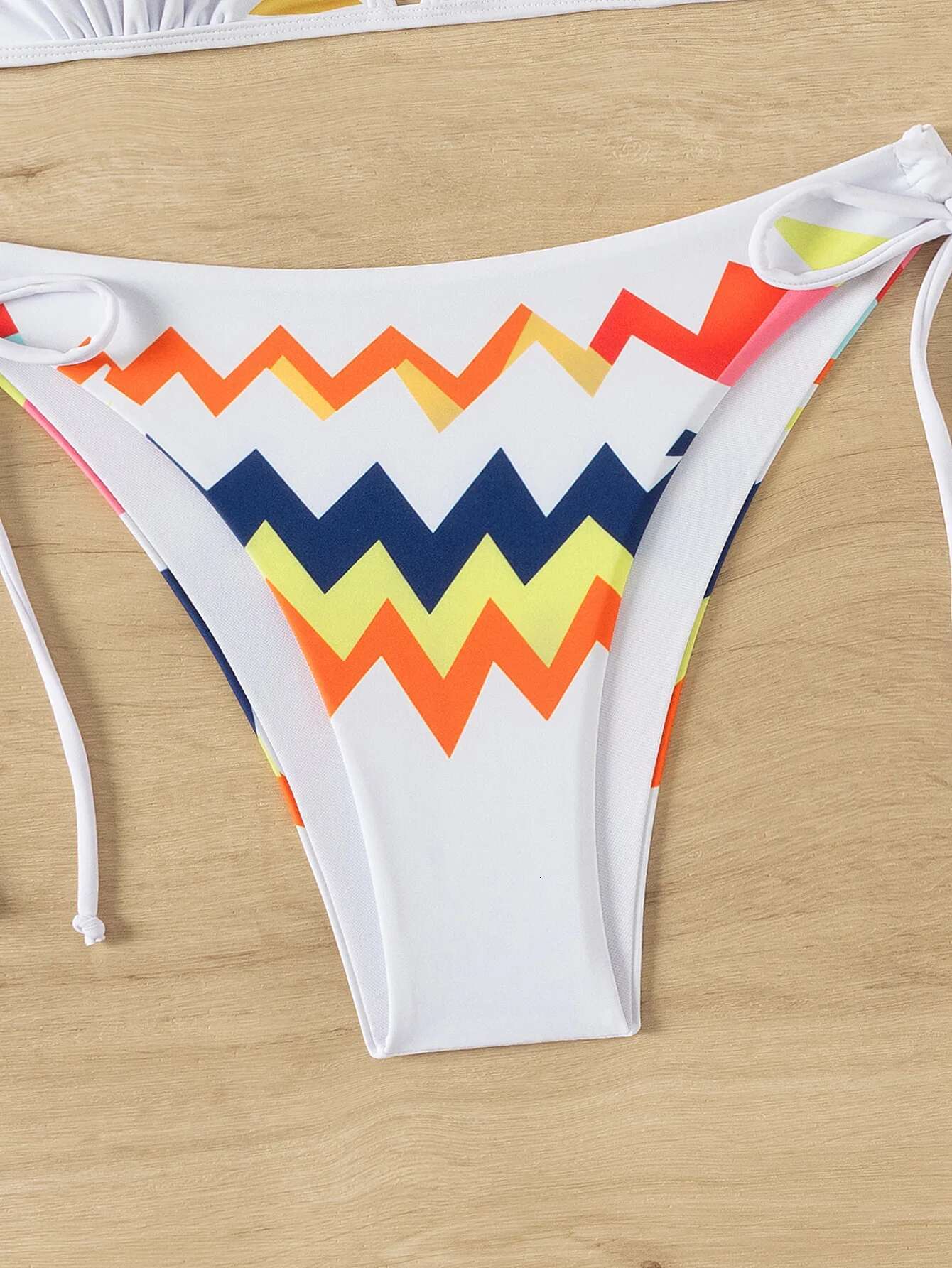 Dongdumaoyi Sexy White Geometry Print Swimwear Women New In Colorful Push Up Drawstring Side Thong Swimsuit Beach Bathing Suit Bikini