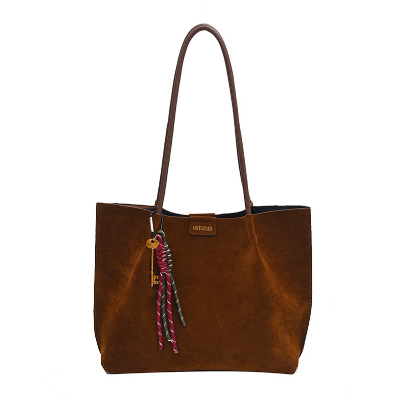 2025S Designer Women S Bag Commuting Large Capacity For Women New Autumn And Winter Women S Shoulder Temperament Trendy Hand Held Tote Bag