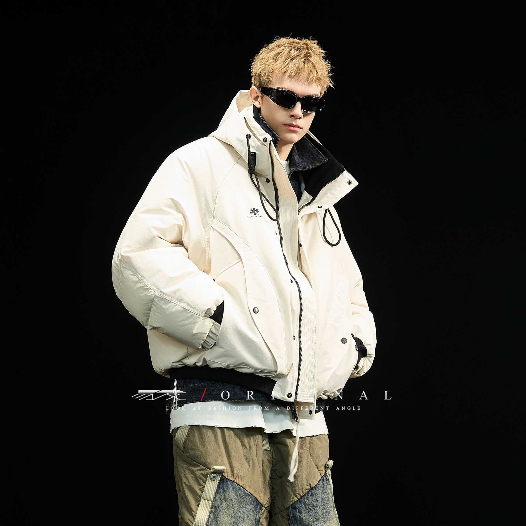 New white down winter coat for men, 2025 trendy brand, boyfriend style, hooded, padded, thick, loafie-style coat L251107