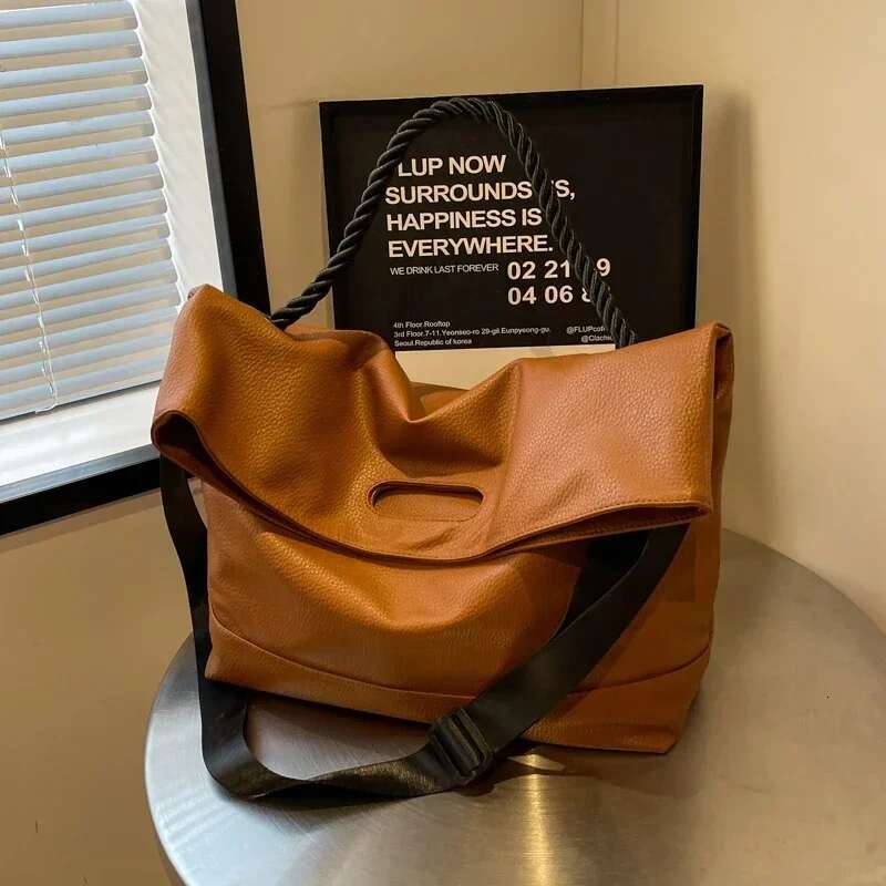 Flap Pocket Large Capacity Shoulder 2025 High Quality Simplicity Bags For Women Sewing Thread Zipper Pu Women's Handbags