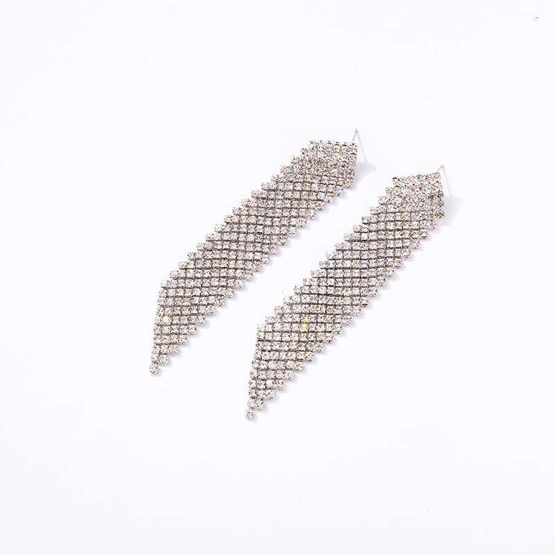 New Long Style Fashionable Personalized Retro Exquisite Premium Feeg Atmospheric Earrings
