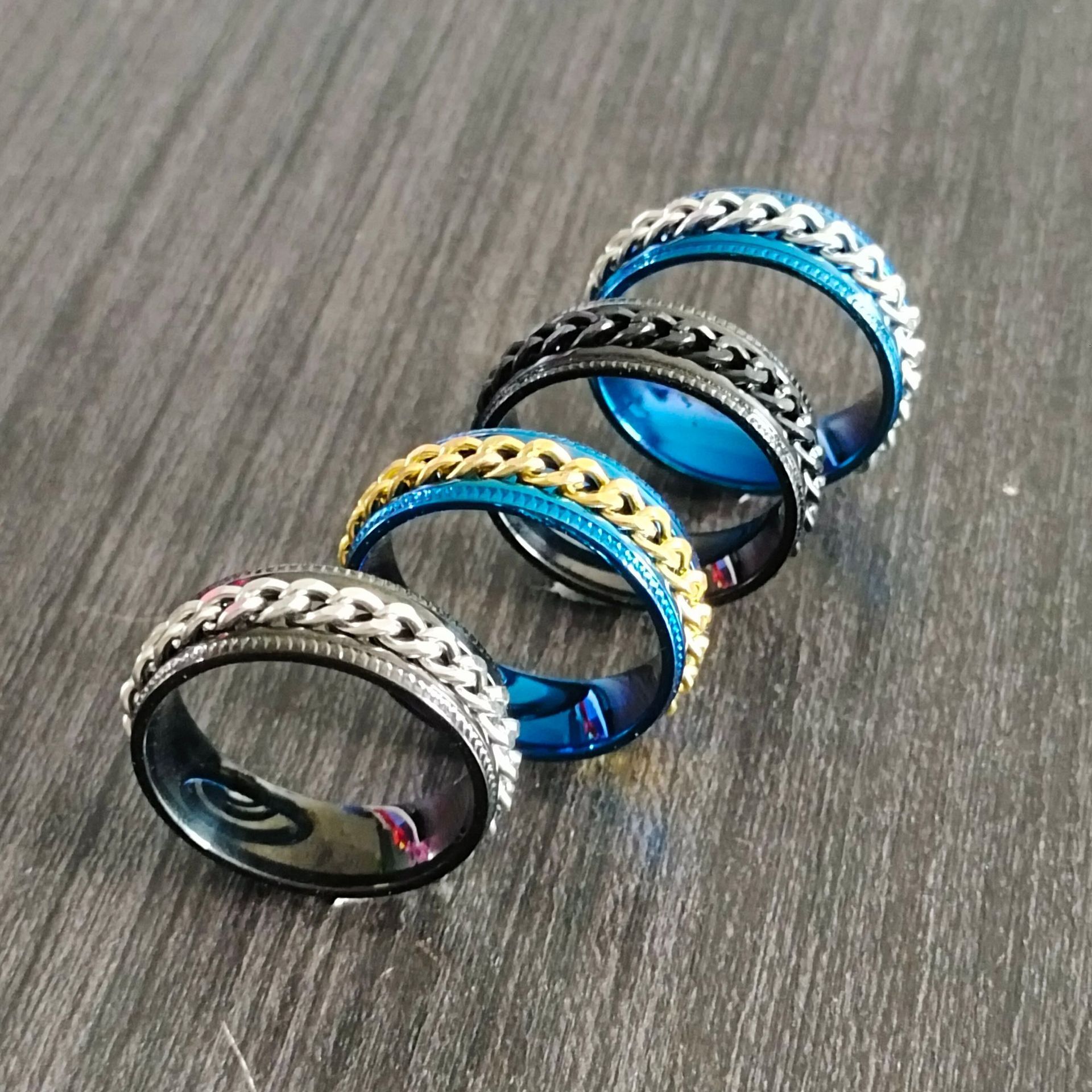Tiktok the same type of rotatable chain titanium personality male double-layer embossed stainless steel bottle opener ring