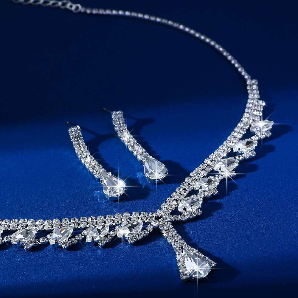 urious Super Sparkg Dia NEW Bridal Set, Elegant, Gentle, and High End Necklace Earrings Two Piece Set
