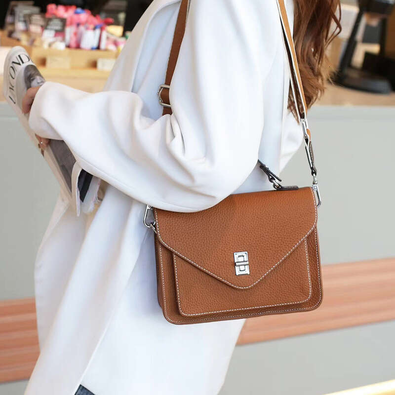 Luxury Bags Designer Niche Handbags Cowhide Small Square Envelope Bags Women's New Commuter Casual Versatile One Shoulder Cross-body Vagabond Bag
