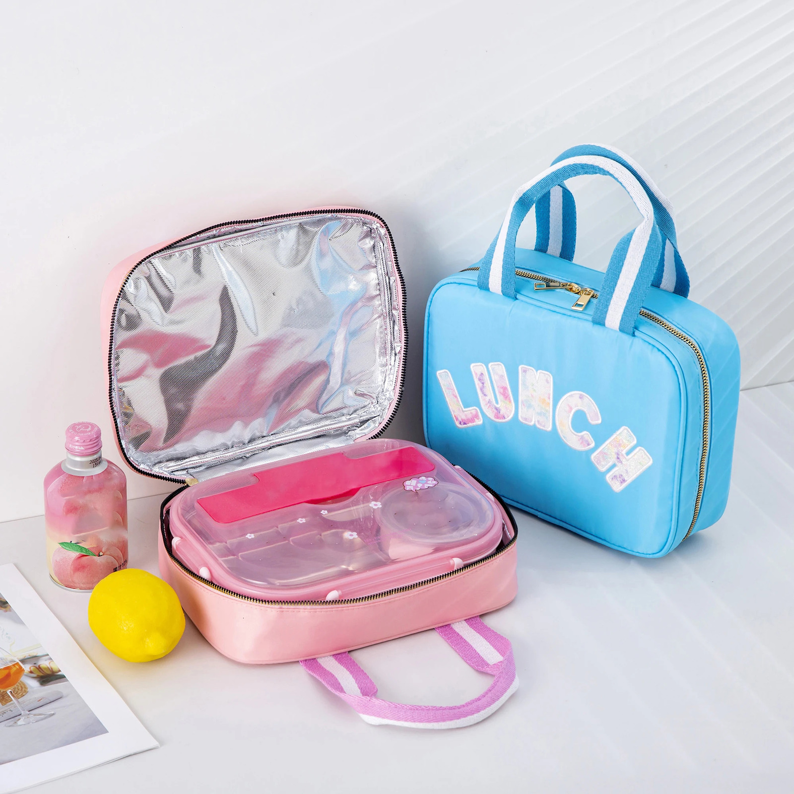 Girls Boys Preppy Cute Reusable Nylon Insulated Handbag Lunch Box Cooler Bag with Chenier Letters Used for Office School Travel Picnics 250401