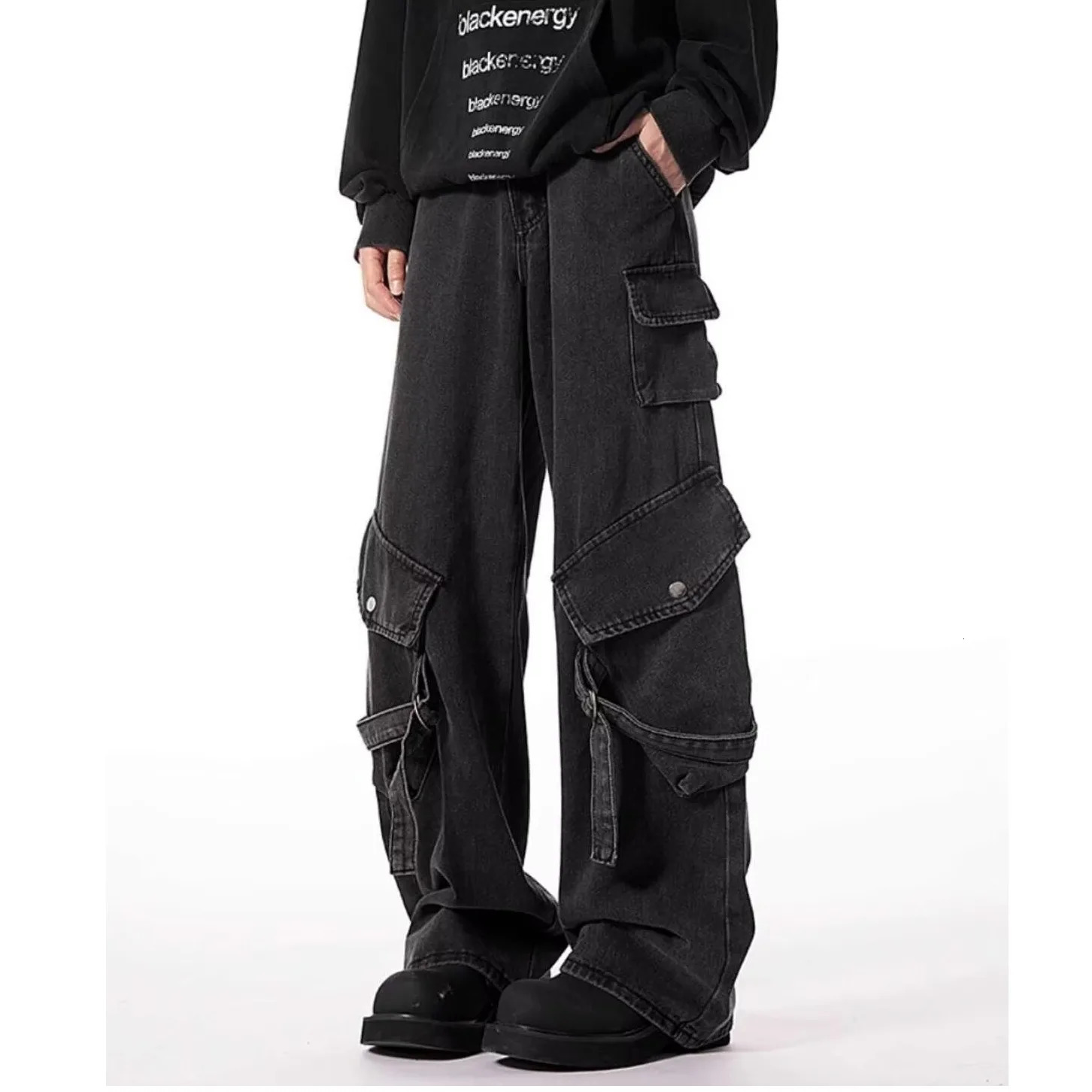 American style streetwear mens jeans with multiple pockets loose straight legs wide legs spring and autumn style pants 250402