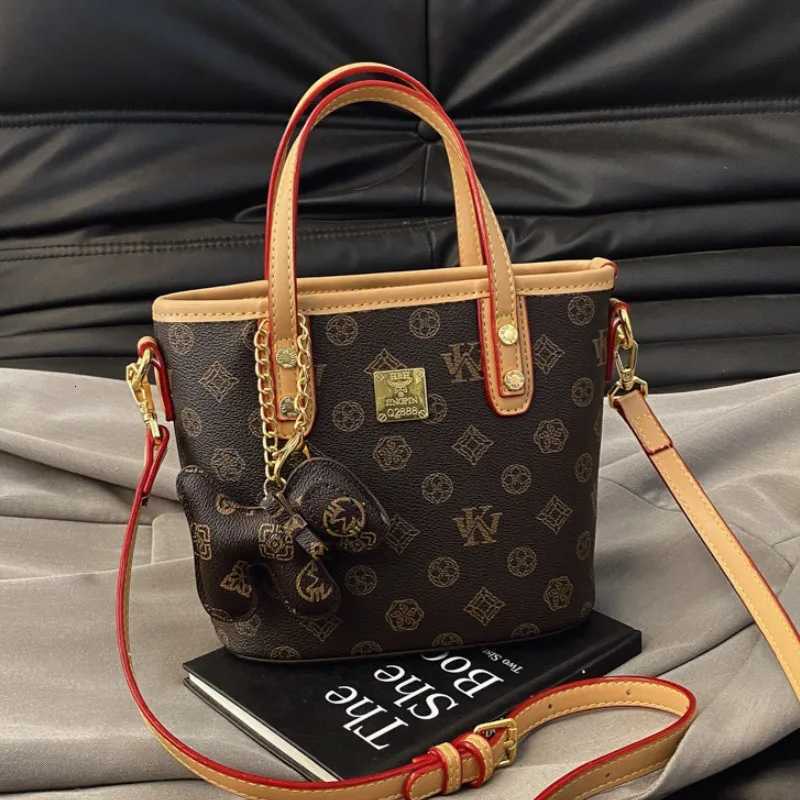 2025 New Womens Market Basket Bag - Vintage Shoulder/Crossbody Purse Stylish Spacious Trendy Retro DesignW251106