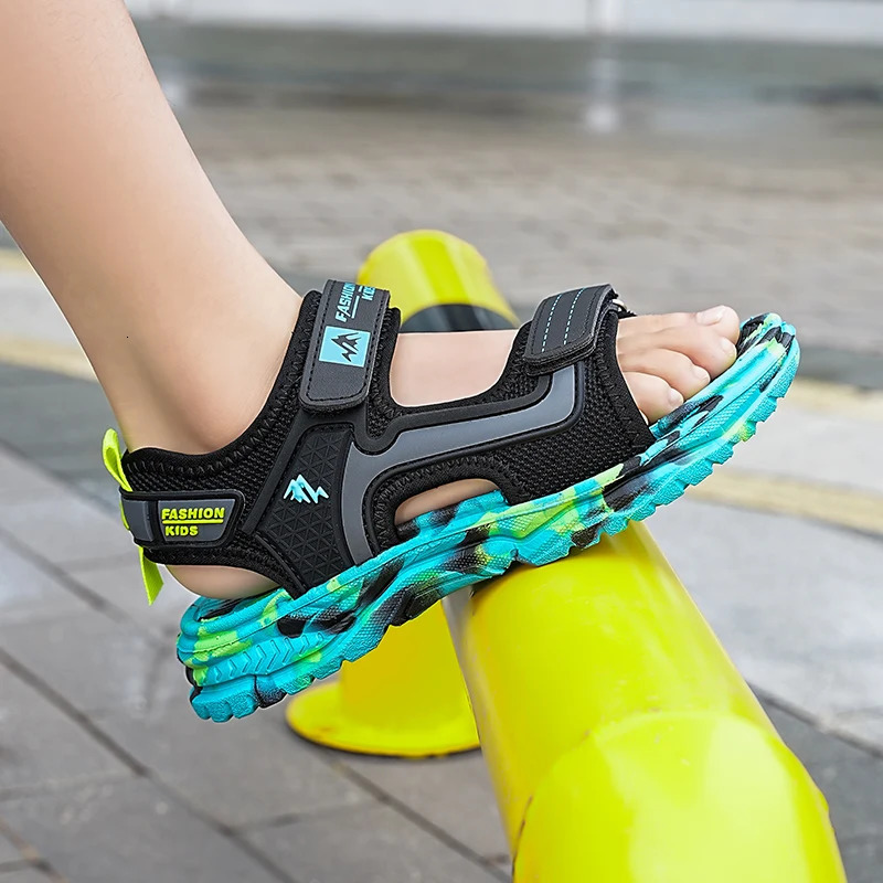 Summer Hook Loop Fastener Camouflage Beach Sandals Water Childrens Sports Slippers Boys Lightweight Anti Slip Shoes 250407