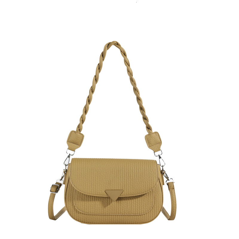 2025S Designer Women S Bag Simple And Fashionable Envelope New Fashion Trend Single Shoulder Women S Urban Simple Casual Solid Color Crossbody Bag