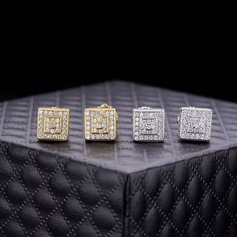 2021 New Design 7mm 14kt Gold Plated Cz Stone Moissanite Stud Earring for Women and Men