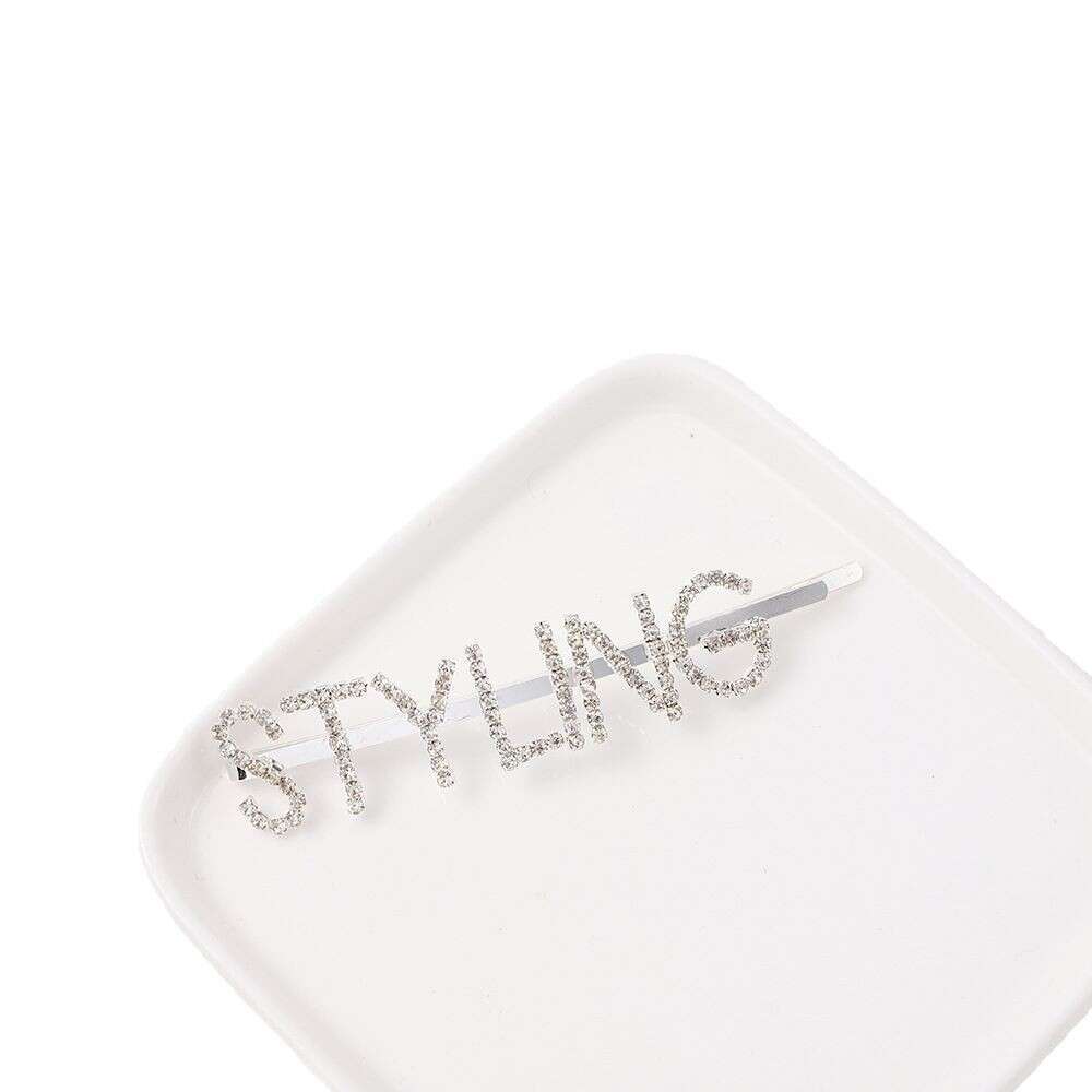 Japanese and Korean girl fresh water one sparkling hot diamond, adult simple letter clip, hair accessory