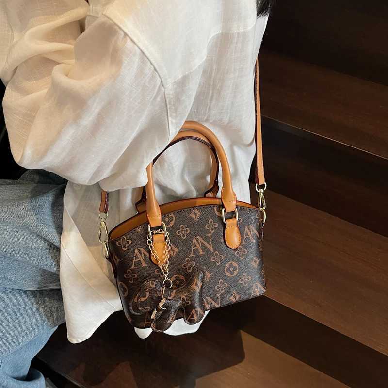 Exquisite Leather Crossbody Bag For Women Luxury Brand Handbags By Famous Designer In Popular Classic Elegant StyleW251106