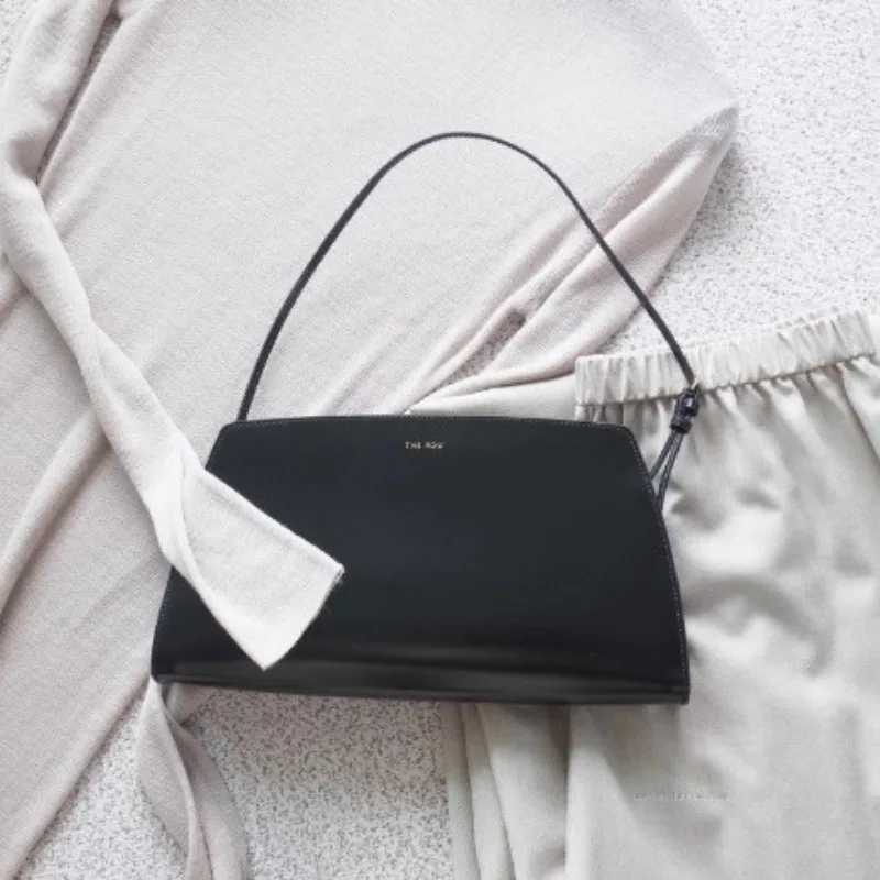 European and American Black Armpit Handbag Niche Womens Dinner Bag FAshionable Hand-held Shoulder Bag Z250407