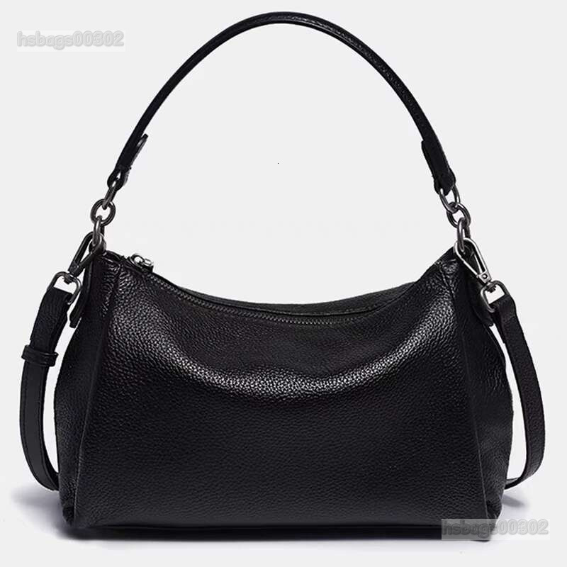 New Underarm Female Soft Leather Hand Carry Single Shoulder Crossbody Bag Large Capacity Simple Fashion Bags