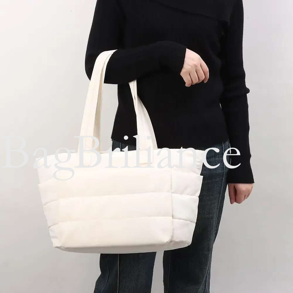 Simple modern women's new with large capacity for travel, school, and work, multifunctional handbag
