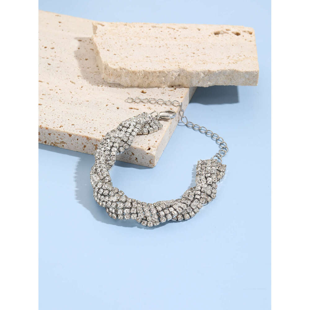 Simple woven hot claw chain Fashion commuting senior Fried Dough Twists dia bracelet