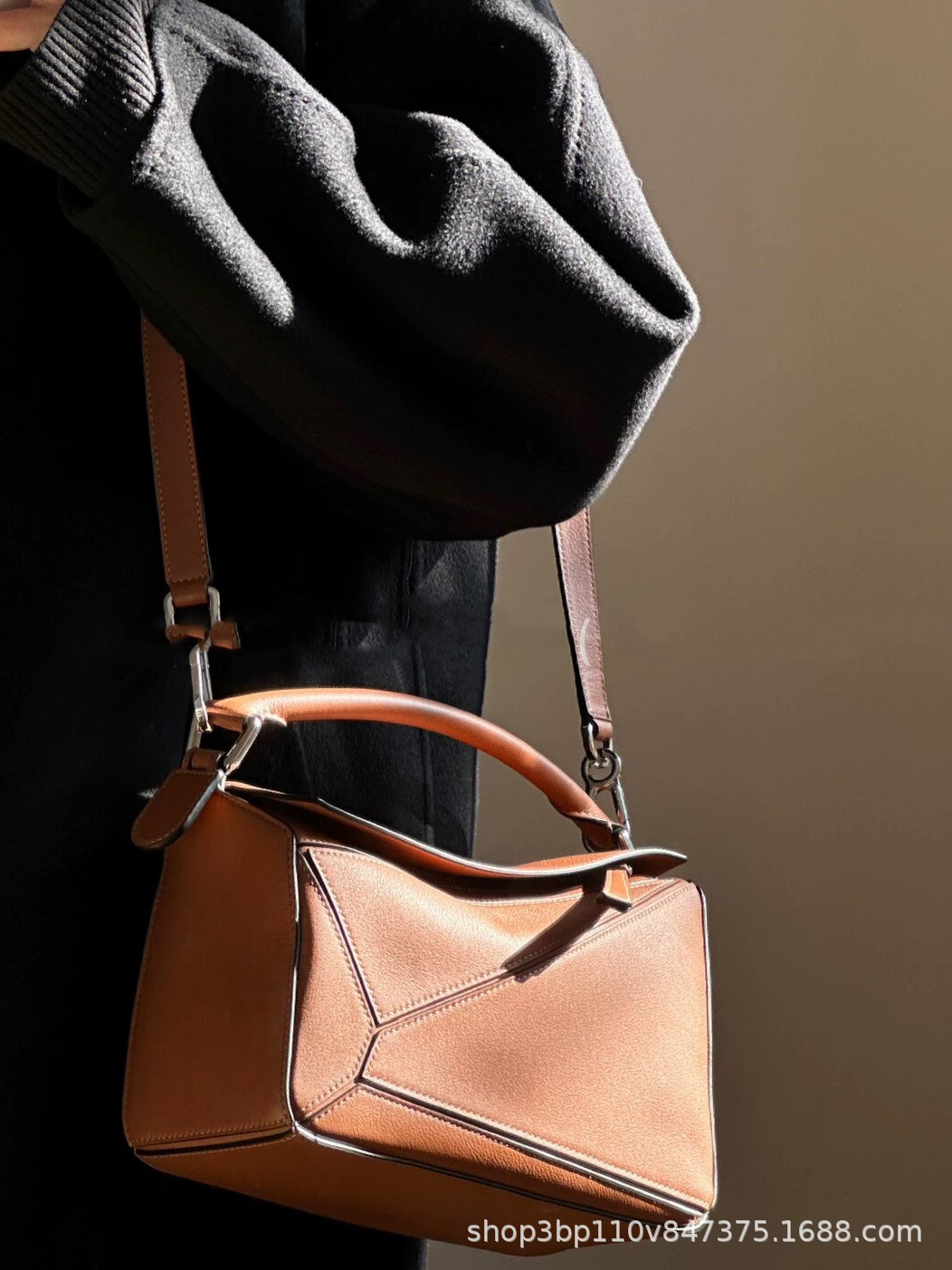 25ss New High Quality designer bag Geometric Women's Soft Leather Splicing Puzzle Handheld Pillow Single Cross Shoulder Small Bag