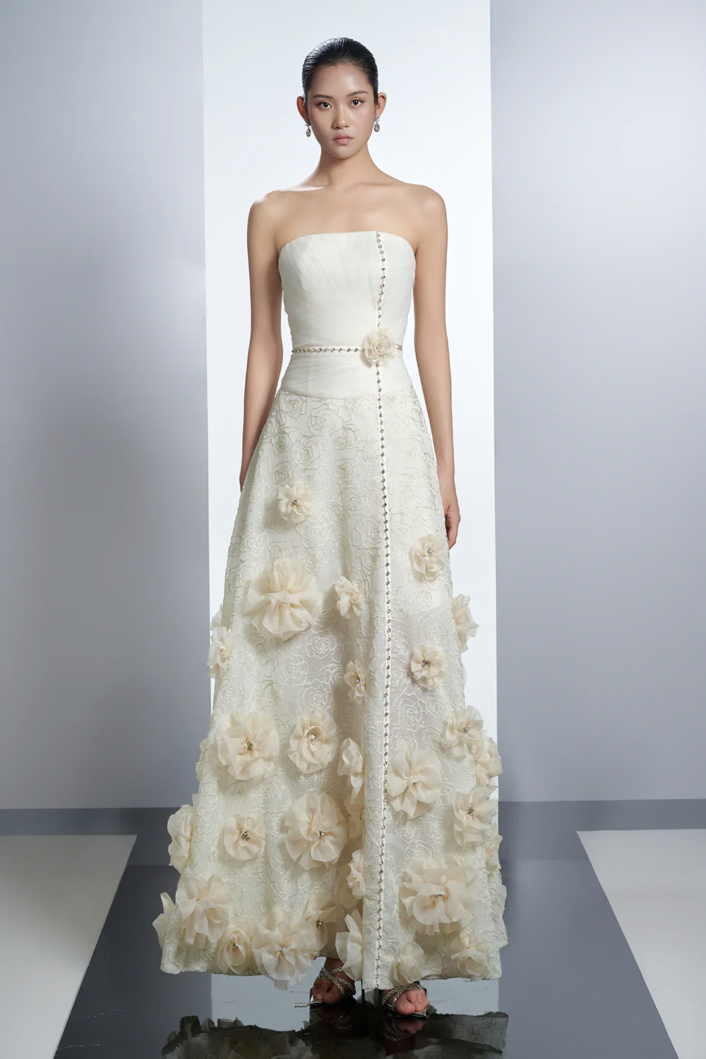 High Quality Made Luxury Saudi Arabic Strapless Evening Dresses with Flowers Lace Formal Party Occasion Gowns Backless Prom Dress Robe de soiree BC214