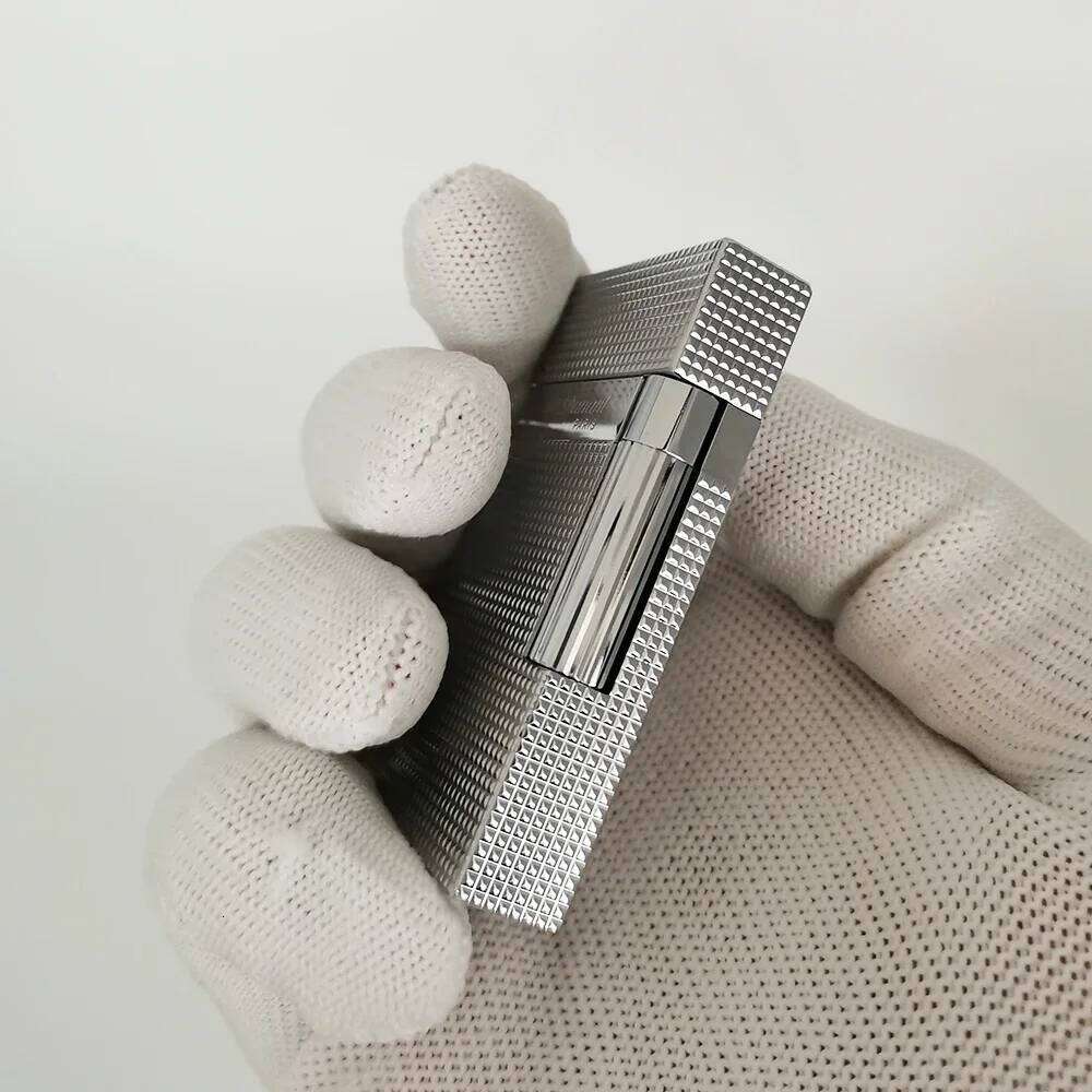 Memorial Lighters Small Lattice Gas Butane Paris Cigarette Lighter Open Sound Smoking Accessory For Father Best Choice Gift High-Quality