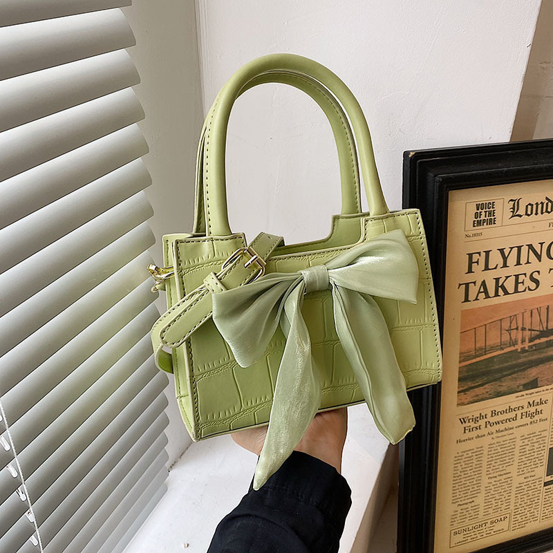 2025S Designer Women S Bag This Year S Popular For Women Autumn New Style Small Square Versatile Fashion Crossbody Bag Bow Handbag