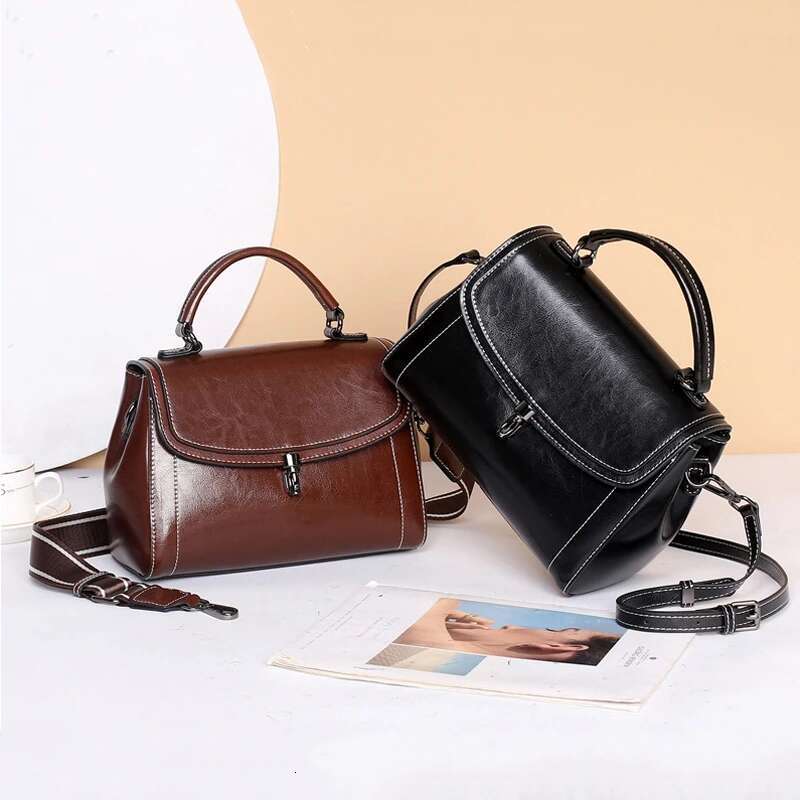 Women's Shoulder Cowhide Vintage Crossbody Messenger Bag Simplicity Genuine Leather Fashion Large Capacity Handbag