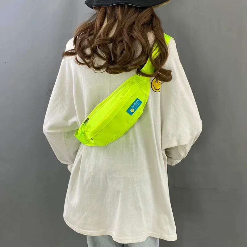 Fashionable womens fashionable neon green Fanny bag young garbage bag cross shoulder small bag chest bag unisex casual style 250402