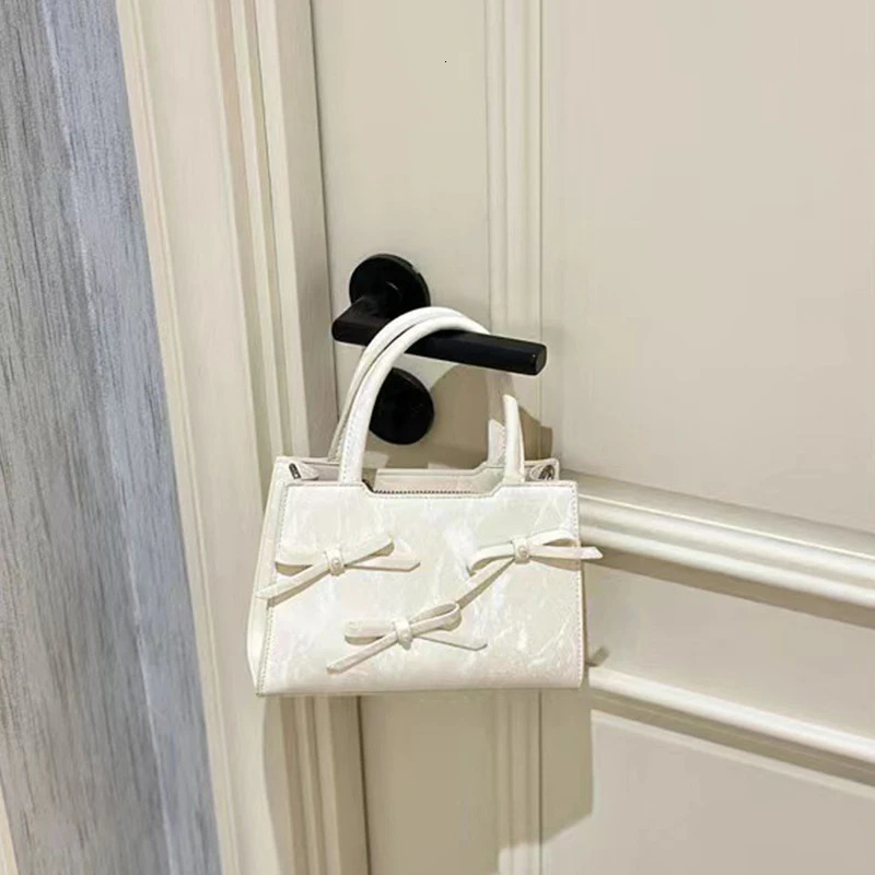 Womens Bow Cute Shoulder Bag Ten Font Womens Small Handbag White Fashion PU Leather Square Bag Daily Party 250402