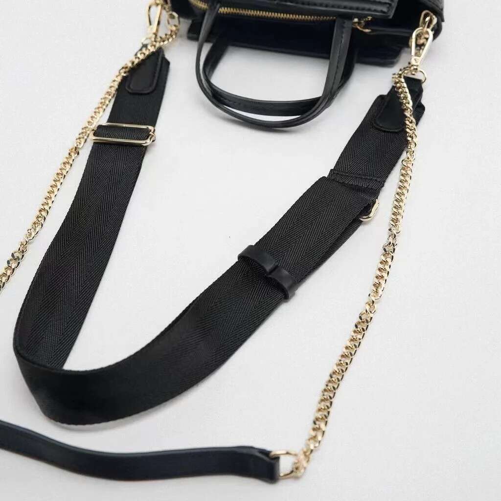 2022 New Trendy Chain Messenger Handbag Fashion Square High Quality Ladies Textured Crossbody Shoulder Bag