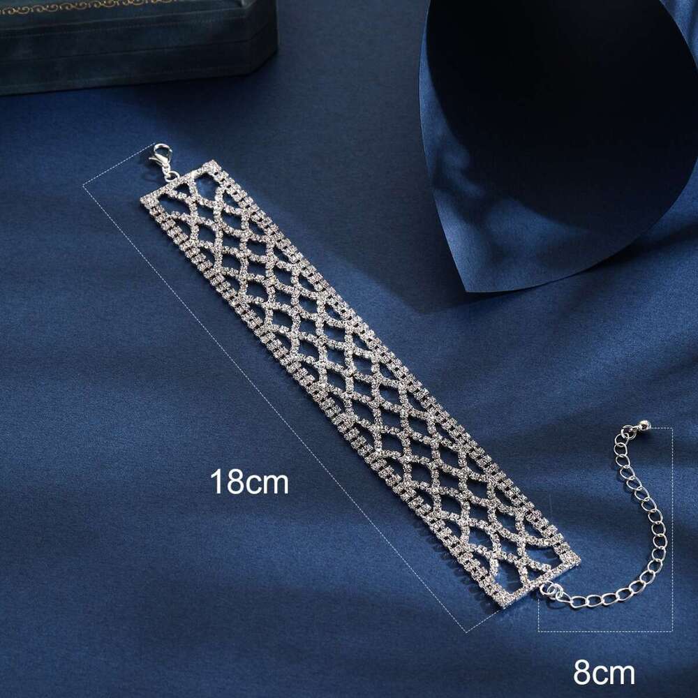 Fashionable, exaggerated, personalized, versatile studded sparkg dia bracelet, niche design, hollowed out mesh rhie bracelet