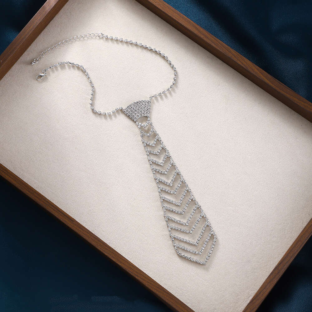 Tie long rhie tie, tassel necklace, personalized and trendy necklace