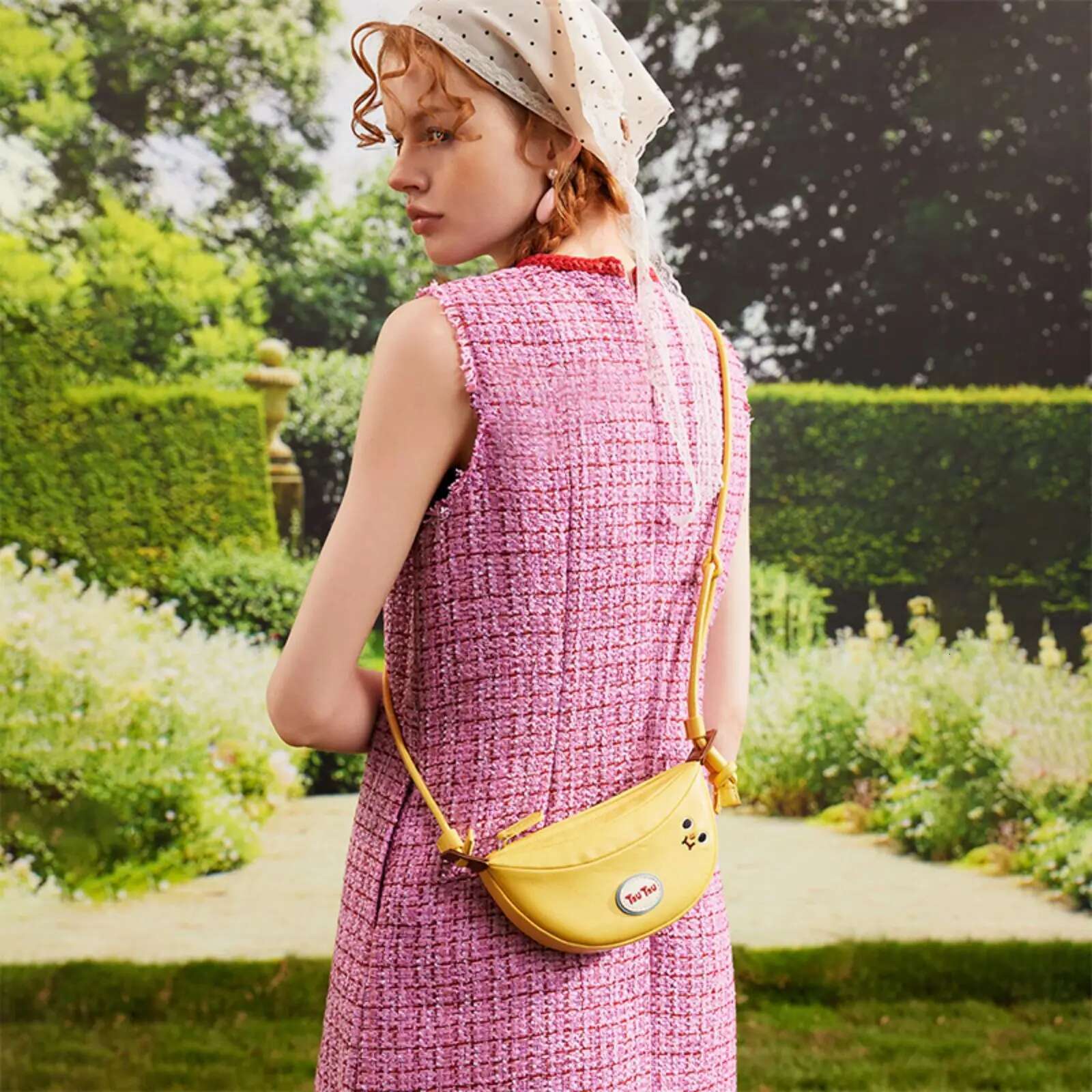 TOUTOU Mini Women Banana Dumpg Parent-Child Friend Female Cute Girls Crossbody One Shoulder Underarm Cow Horn Bag