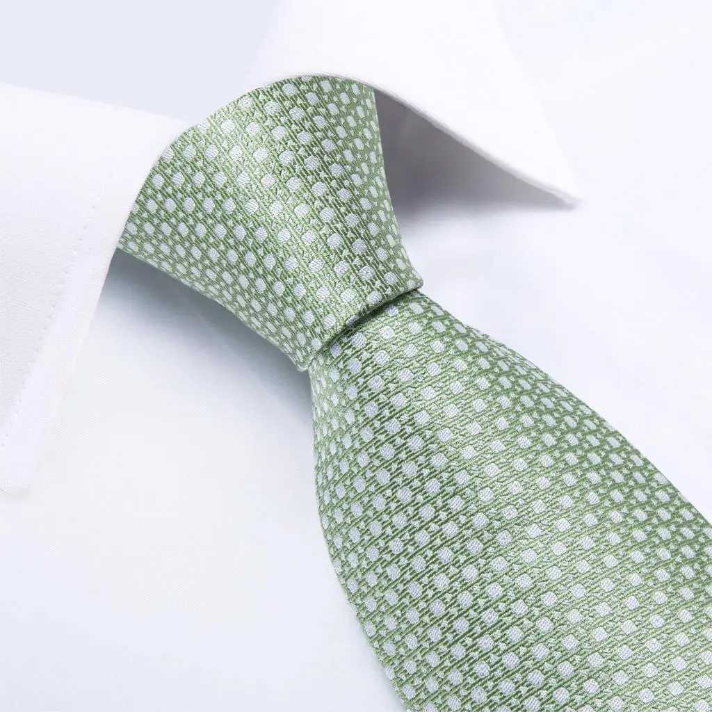 Fashion 8cm Silk Tie Light Green Necktie Men Business Wedding Party Formal Neck Tie Accessories Handkerchief Cufflinks DiBanGu X250407
