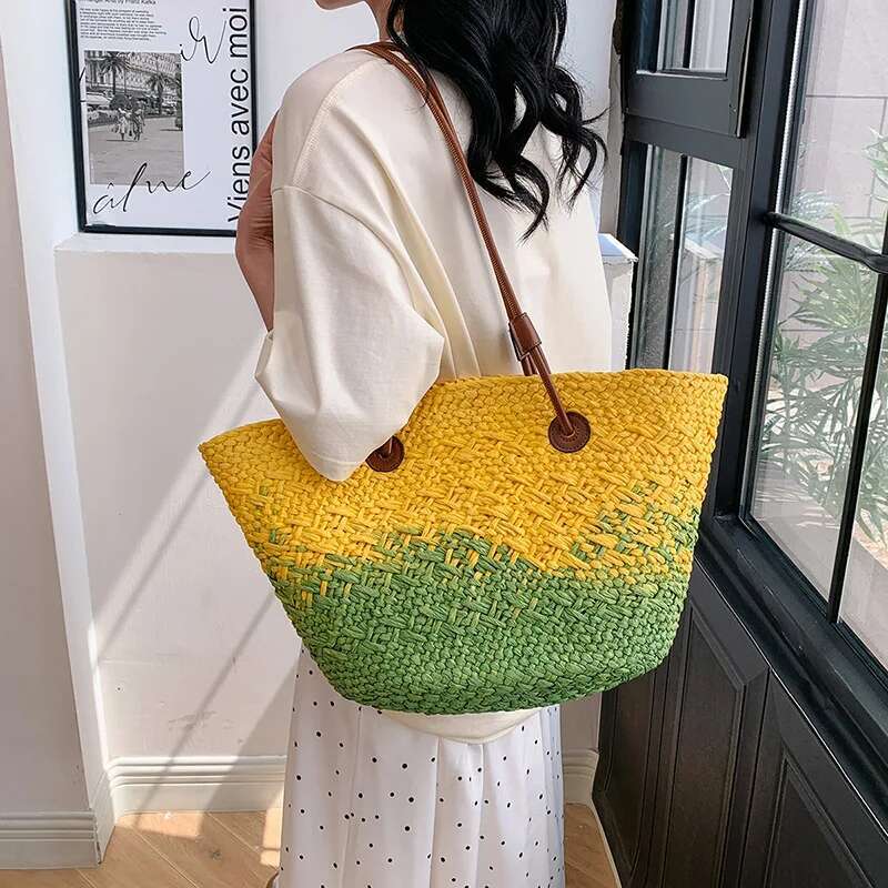 Casual Rattan New Large Capacity Designer Wicker Woven Handbag Summer Beach Bali Straw Bag Women's Travel Big Basket Wallet