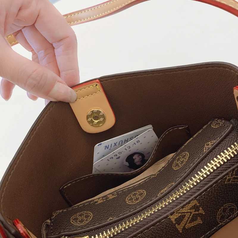 Designer Leather Crossbody Bag Shoulder Messenger Womens Handbags Tote Luxury Brand Famous Popular Classic ElegantW251106