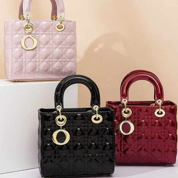Bag 2025 new simple, versatile, high-end women's handbag, shoulder crossbody box bag, elegant
