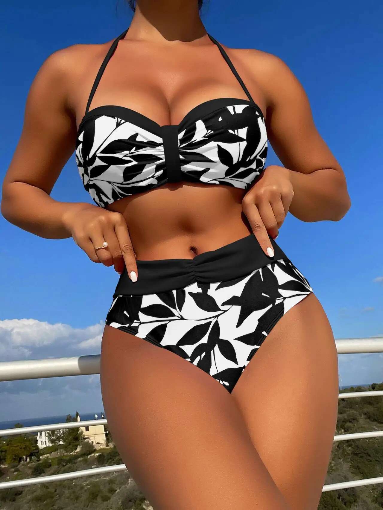 Dongdumaoyi Vintage Black Floral Print Bikini Set Women Halter Pleate Bow Push Up Bra High Waist Swimsuit Bathing Suit Holiday Swimwear
