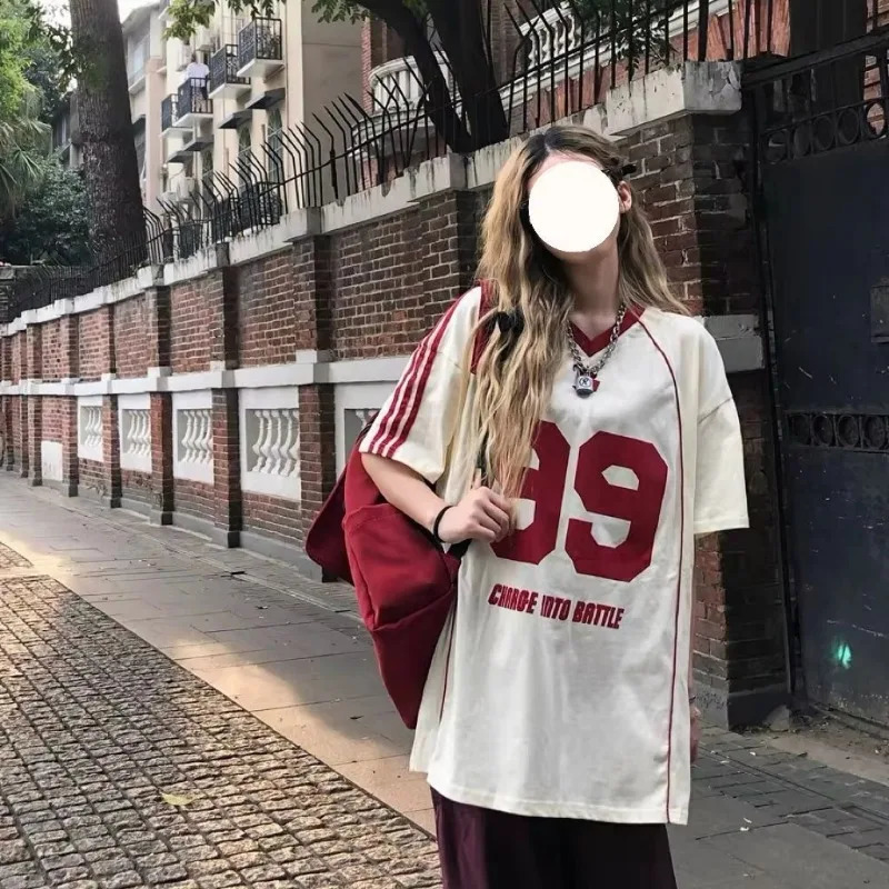 Retro loose sports Vneck Tshirt with striped letter printing oversized for womens streetwear hiphop casual Y2k top 250407