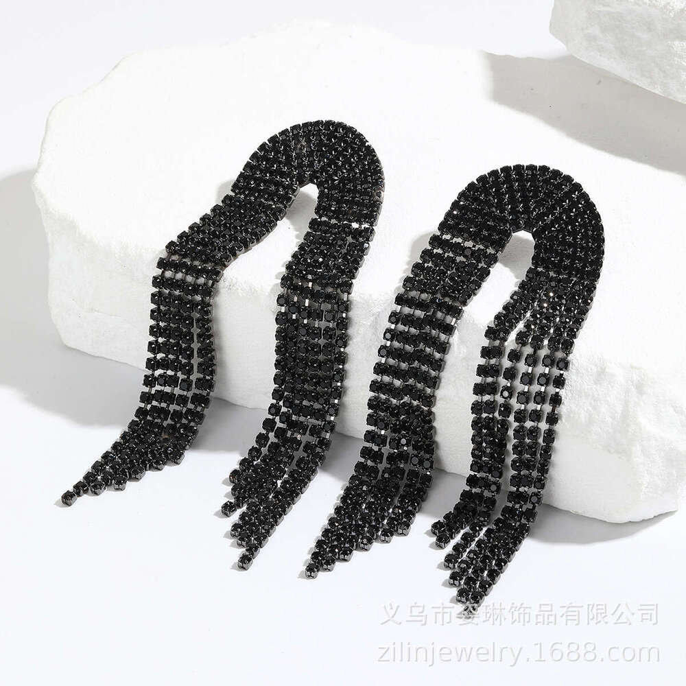 Exaggerated hot style personalized tassel earrings, long and short styles, elegant women's earrings accessories