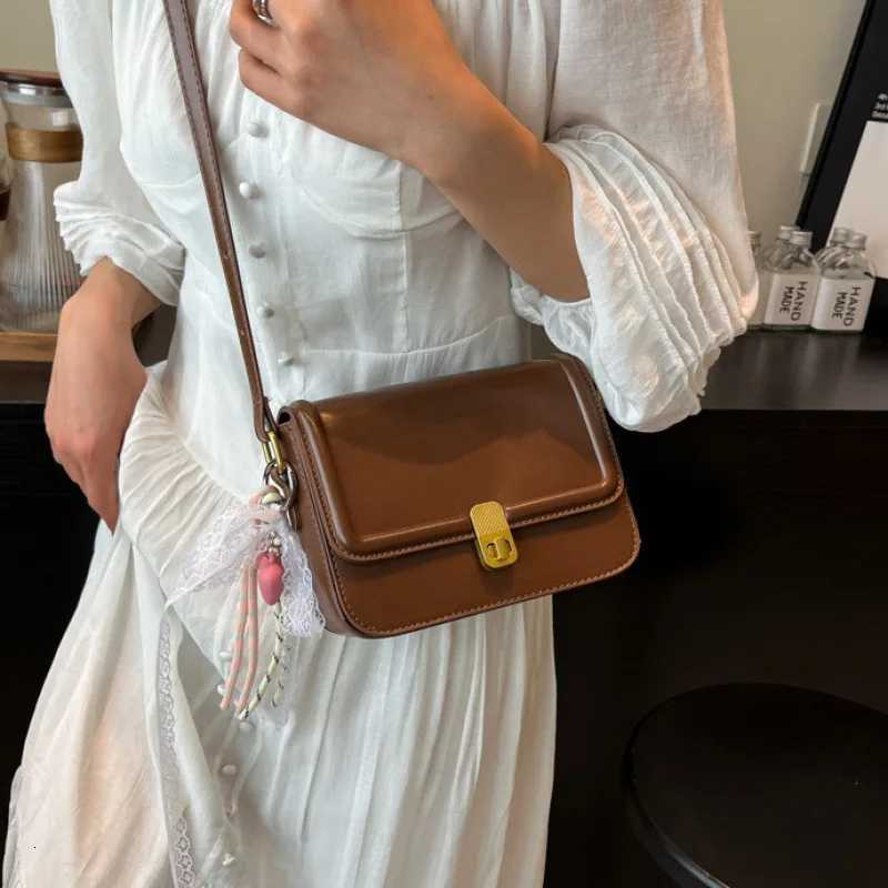 Shoulder Bag Crossbody Bag Retro Foreign Style Womens Bag Small Square Bag Versatile Niche Design Texture 2025 New ModelW251107