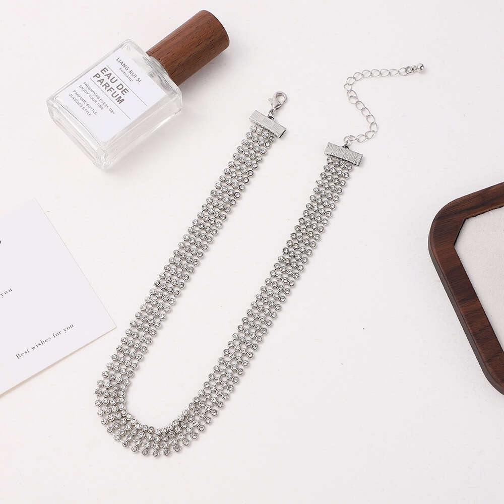 Hot selg exquisite claw sier personalized fashion necklace popular trend drip neck chain dinner accessories for women