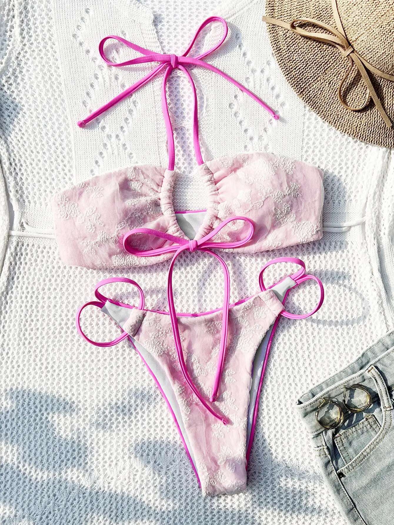 Dongdumaoyi Sexy Pink Contrast Bikini Women Front Tie Lace Crochet Flower Push Up Micro Swimsuit Brazilian Bathing Suit Thong Swimwear