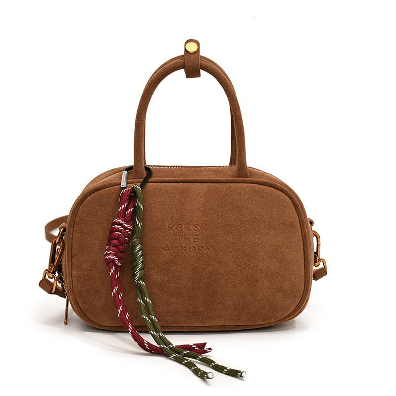 2025S Designer Women S Bag Matte High End Texture Handbag New Style Bowling Bag Temperament Crossbody Pillow Women S Bag