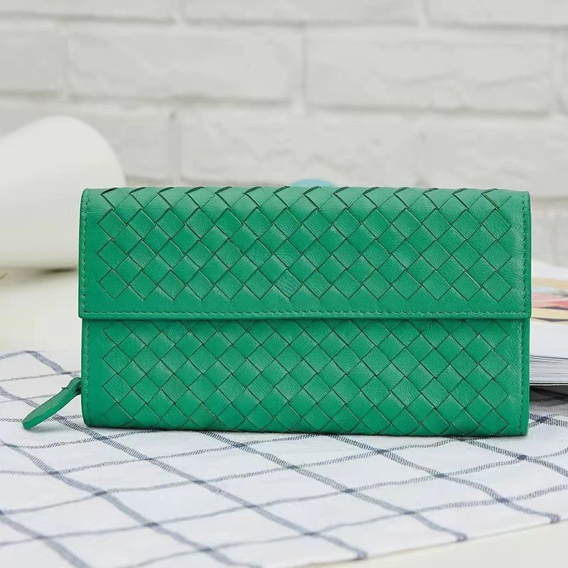 Stylish long women's wallet sheepskin woven clutch zipper coin purse is a small stylish and versatile simple wallet2025