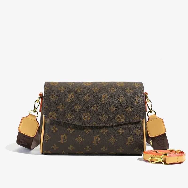 Fashionable Waterproof Messenger Bag for Women Designer Leather Crossbody Handbag Elegant Shoulder PurseW251106