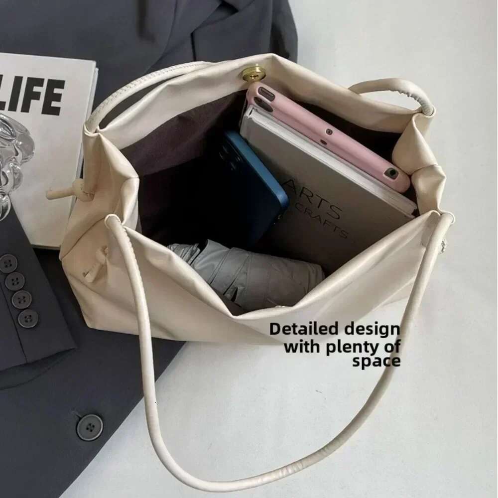 2025 Fashion Large-Capacity New Tote Women's Bags Are Solid Color Casual Texture Lazy and Generous Versatile Handbag Shoulder