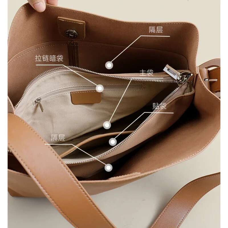 New Winter Large Capacity Camel Beige Color Travel Tote Glossy Cow Leather Women Single Shoulder Bag Adjustable Handbag