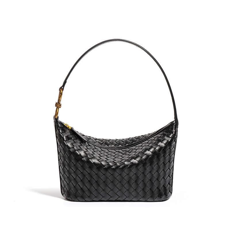 Niche handmade woven fashionable single shoulder crossbody women's simple hand-held lunch box trendy armpit bag, 2025 new casual fashion trend cl